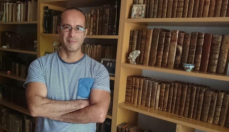 Entrevista a Javier Sachez García: ‘Manual de pérdidas’